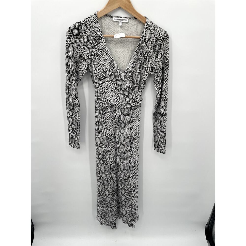 GOOD AMERICAN NWT The Runaround Animal Print Long Sleeve Wrap Dress // XS - Picture 4 of 15